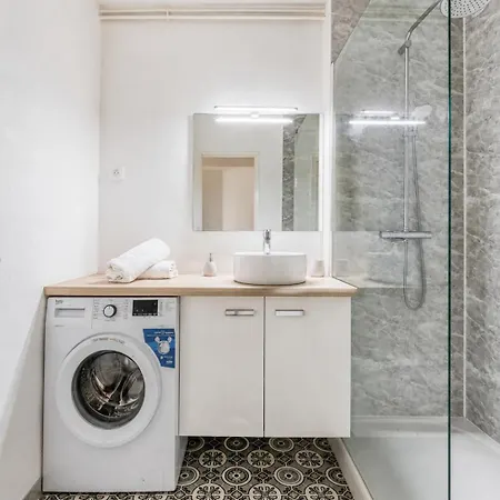 Lägenhet Brick Loft - Ventilation & Fraicheur - Parking Gratuit - Ideal Familles - Proche Centre-ville *