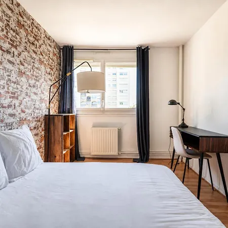 La Maison Atelier - Brique & Calme, Proche Centre-ville Avec Parking Gratuit *