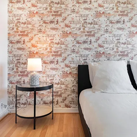 Brick Loft - Ventilation & Fraicheur - Parking Gratuit - Ideal Familles - Proche Centre-ville * Angers