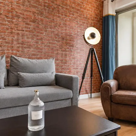 Brick Loft - Ventilation & Fraicheur - Parking Gratuit - Ideal Familles - Proche Centre-ville Angers